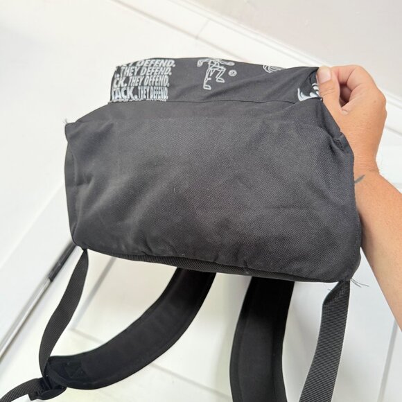 Nike F.C. Joga Bonito Black Soccer Backpack With White Graphics & Logo Patch - Picture 4 of 7